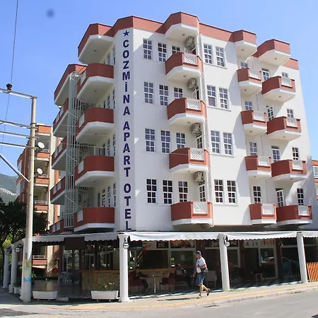 Cozmina Apart Hotel